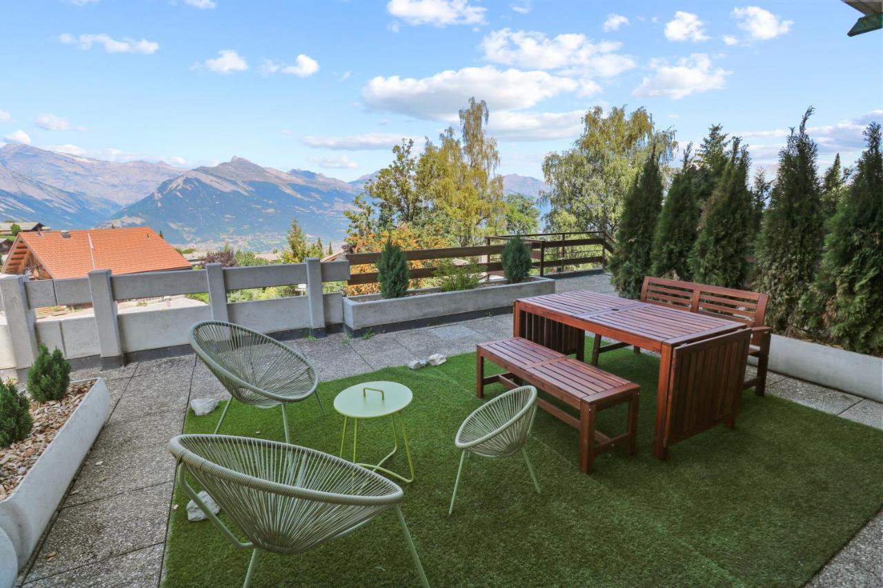 Superbe Appartement Avec Piscine Нанда Экстерьер фото
