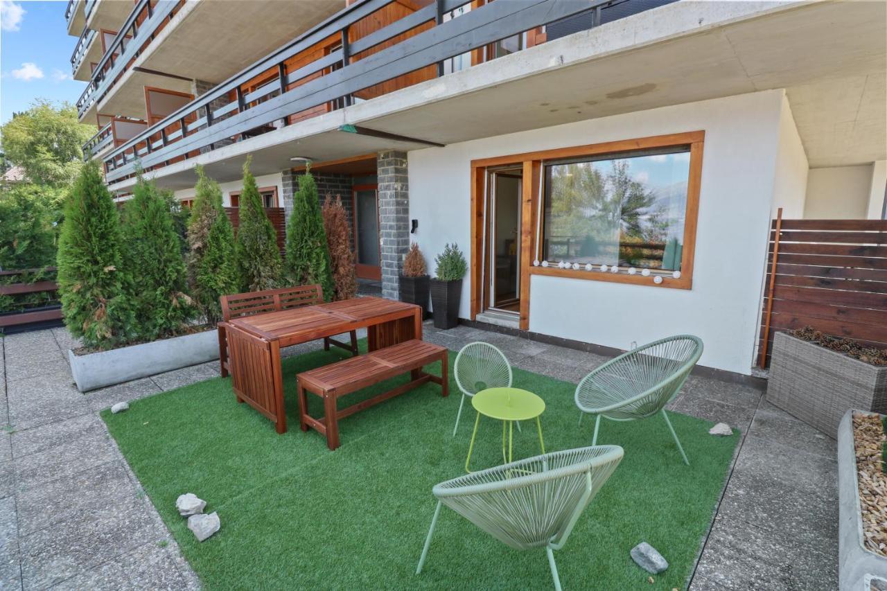 Superbe Appartement Avec Piscine Нанда Экстерьер фото